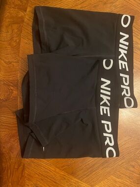Nike Black Compression Shorts with White NIKE PRO Waistband XS women’s